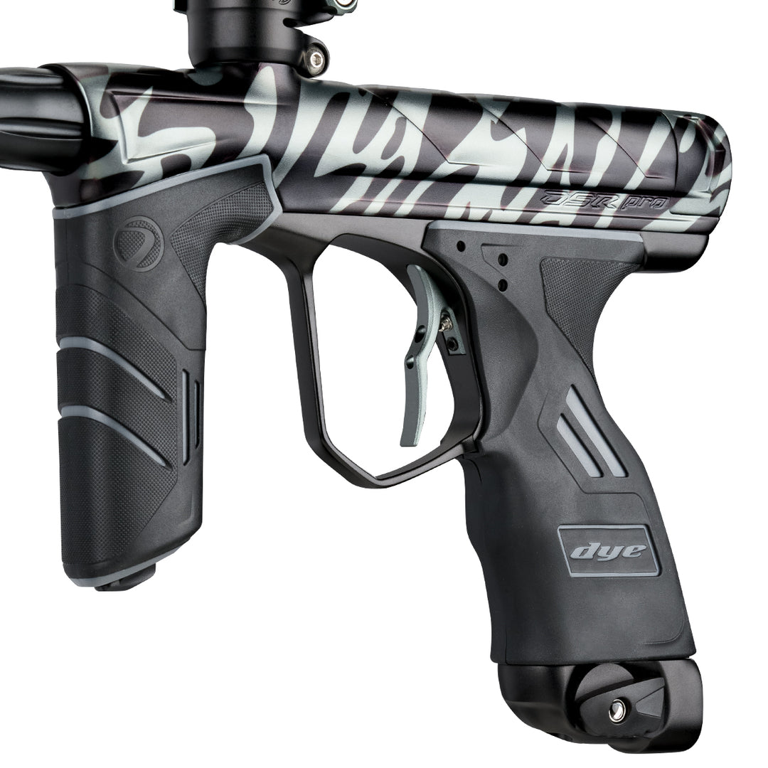 DYE DSR PRO PGA FF Watercam limited edition paintball marker – rear / underside view