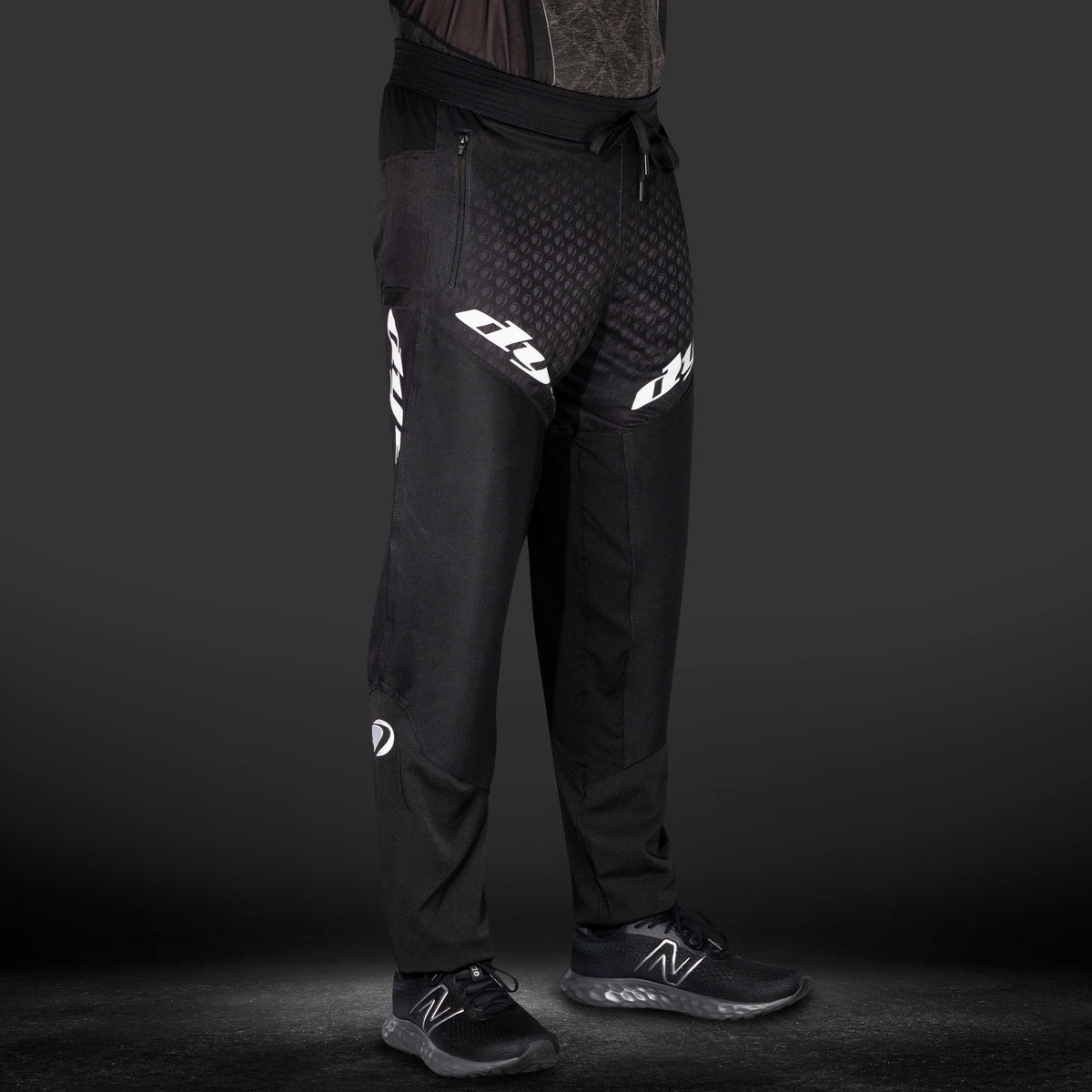 DYE FLX Pants paintball pants – front view, studio shot