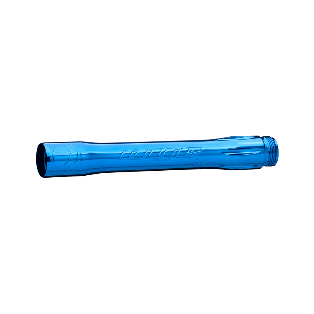 DYE Boomstick UL-I Barrel Back – Multi paintball barrel – lifestyle / on-field shot