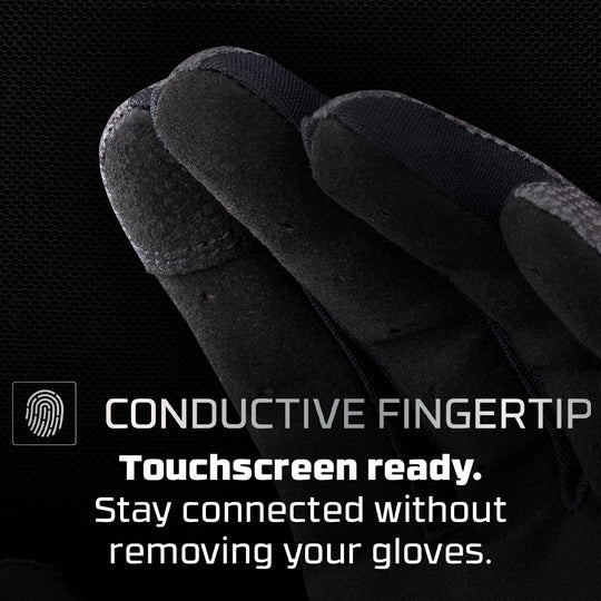 DYE FLX Glove paintball glove – lifestyle / on-field shot